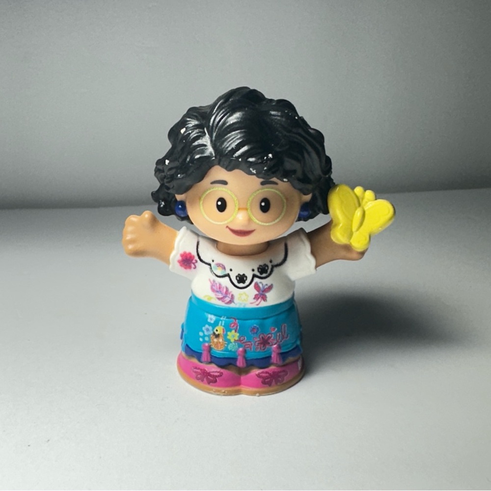 Fisher Price Little People HISPANIC GIRL MIRABEL w/ BUTTERFLY Encanto